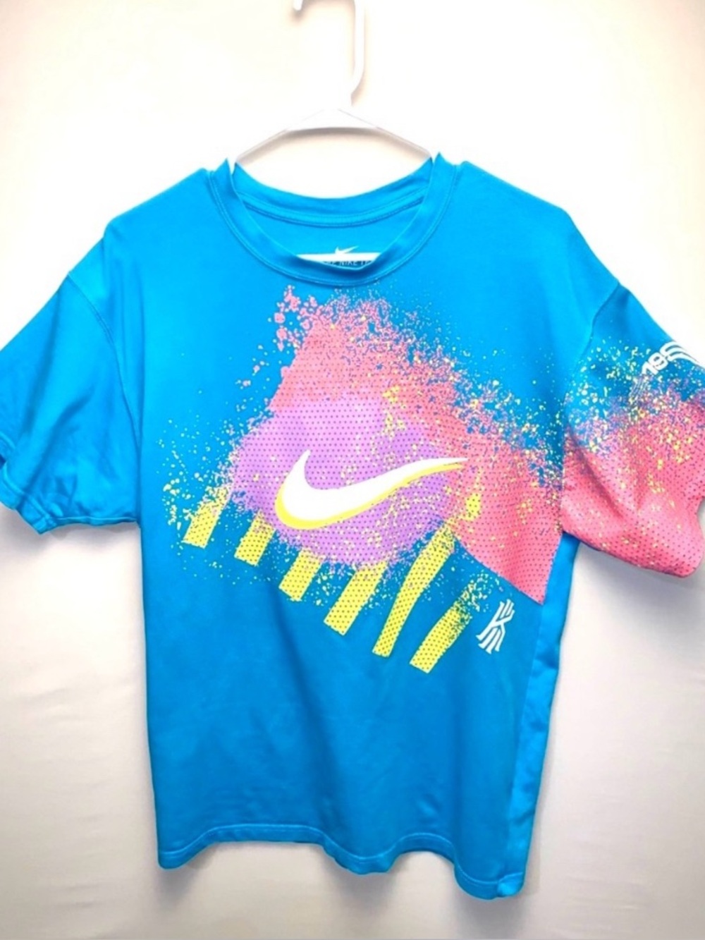 The Nike Tee Mens S Blue Graphic Kyrie Irving Short Sleeve Crew Neck Y2K Cotton